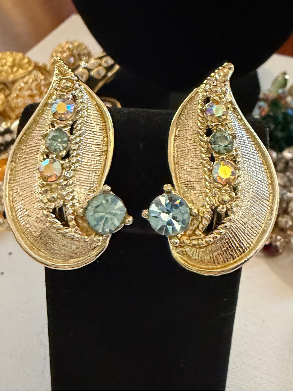 Vintage Gold Tone Swirl Leaf w Aurora Borealis & Light Blue Rhinestone Clip Ear